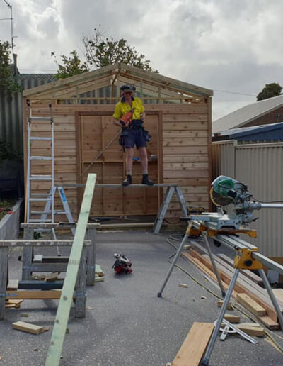 Timber privacy screen providing outdoor privacy